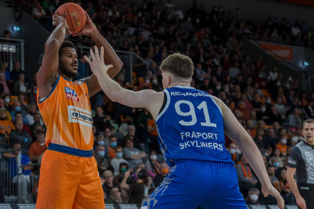 也看重其突 也看重其突