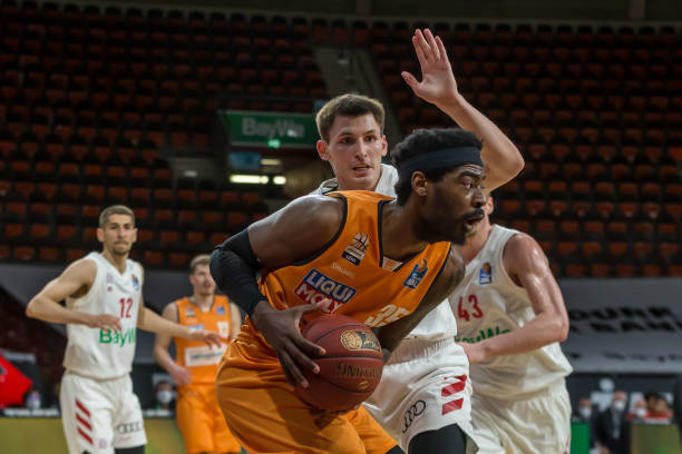 和教练更好 和教练更好